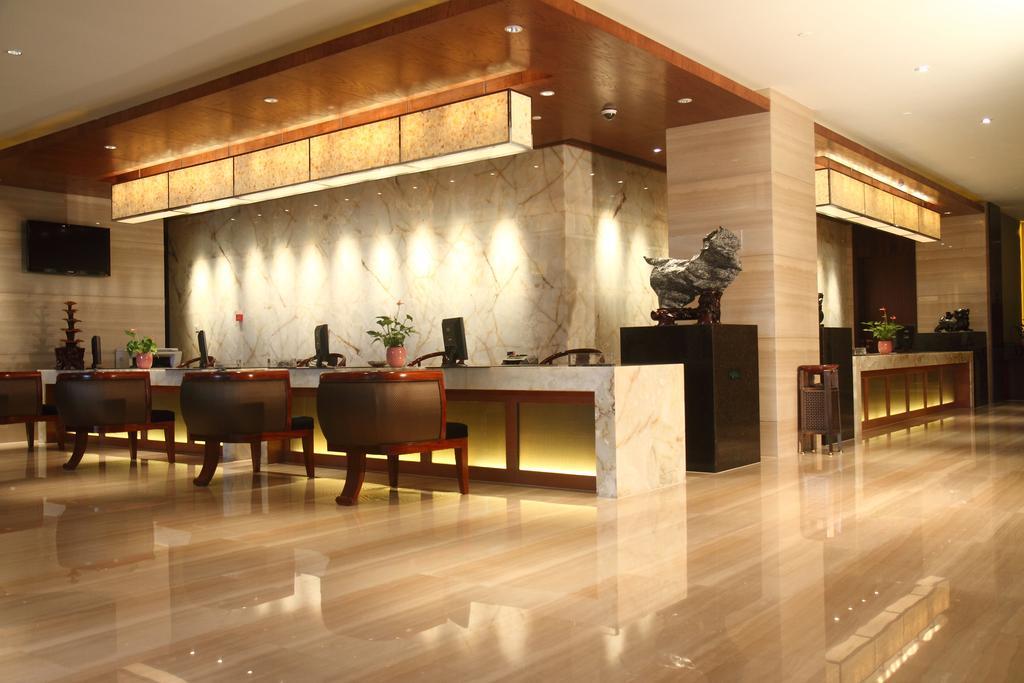 Gloria Grand Hotel Wuxi Vuhszi Kültér fotó